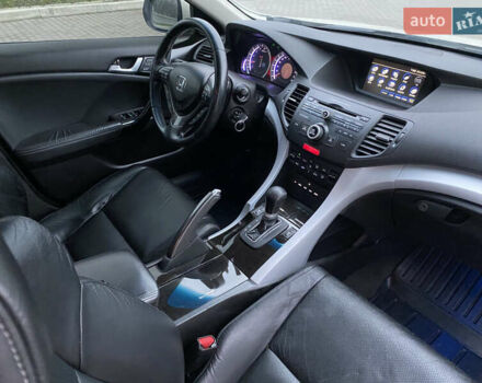 Білий Хонда Аккорд, об'ємом двигуна 2.35 л та пробігом 179 тис. км за 10500 $, фото 35 на Automoto.ua