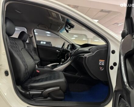 Белый Хонда Аккорд, объемом двигателя 0 л и пробегом 189 тыс. км за 9900 $, фото 3 на Automoto.ua