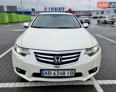 Белый Хонда Аккорд, объемом двигателя 2.35 л и пробегом 227 тыс. км за 10950 $, фото 20 на Automoto.ua