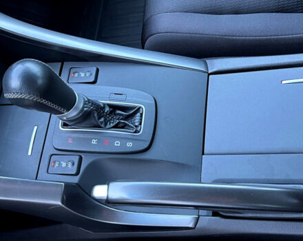 Белый Хонда Аккорд, объемом двигателя 2 л и пробегом 127 тыс. км за 11800 $, фото 46 на Automoto.ua