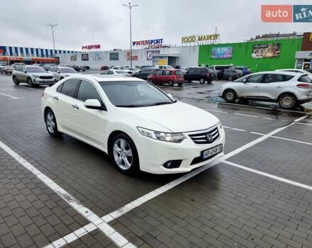 Белый Хонда Аккорд, объемом двигателя 2.35 л и пробегом 227 тыс. км за 10950 $, фото 23 на Automoto.ua