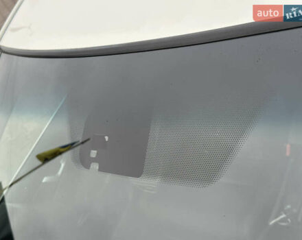 Белый Хонда Аккорд, объемом двигателя 2.4 л и пробегом 227 тыс. км за 9999 $, фото 21 на Automoto.ua