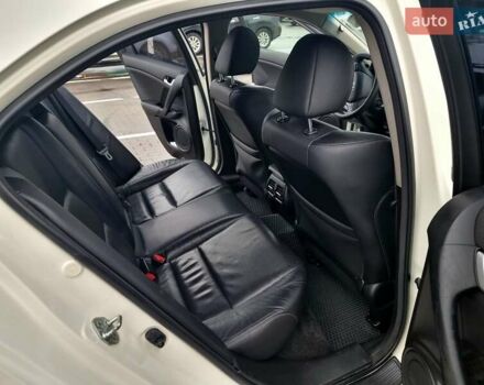 Белый Хонда Аккорд, объемом двигателя 2.35 л и пробегом 227 тыс. км за 10950 $, фото 39 на Automoto.ua