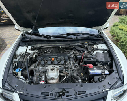 Белый Хонда Аккорд, объемом двигателя 2 л и пробегом 123 тыс. км за 11999 $, фото 30 на Automoto.ua