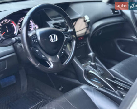 Белый Хонда Аккорд, объемом двигателя 2 л и пробегом 123 тыс. км за 11999 $, фото 9 на Automoto.ua