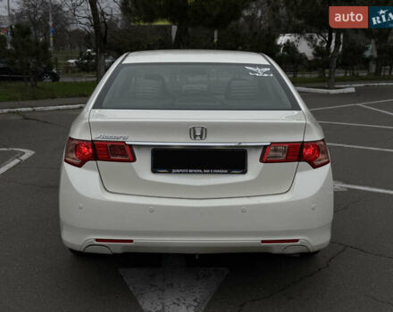 Белый Хонда Аккорд, объемом двигателя 2.2 л и пробегом 170 тыс. км за 10900 $, фото 10 на Automoto.ua
