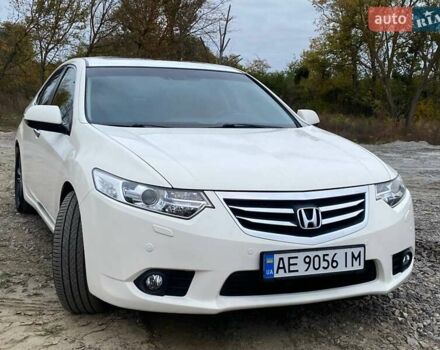 Белый Хонда Аккорд, объемом двигателя 2.4 л и пробегом 177 тыс. км за 9900 $, фото 3 на Automoto.ua