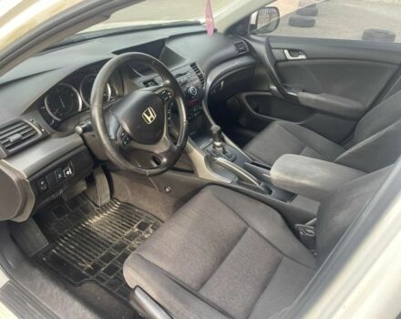 Белый Хонда Аккорд, объемом двигателя 2.4 л и пробегом 204 тыс. км за 4650 $, фото 5 на Automoto.ua