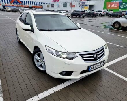Белый Хонда Аккорд, объемом двигателя 2.35 л и пробегом 227 тыс. км за 10950 $, фото 2 на Automoto.ua
