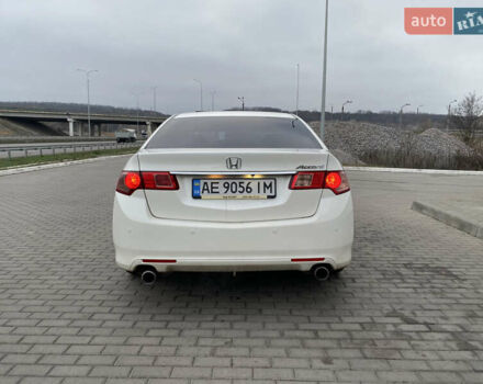 Білий Хонда Аккорд, об'ємом двигуна 2.35 л та пробігом 179 тис. км за 10500 $, фото 6 на Automoto.ua