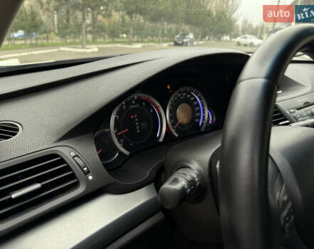 Белый Хонда Аккорд, объемом двигателя 2.2 л и пробегом 170 тыс. км за 10900 $, фото 17 на Automoto.ua