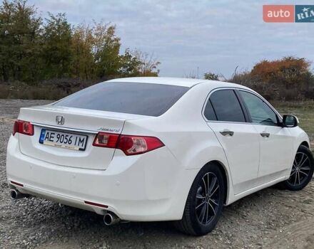 Белый Хонда Аккорд, объемом двигателя 2.4 л и пробегом 177 тыс. км за 9900 $, фото 12 на Automoto.ua