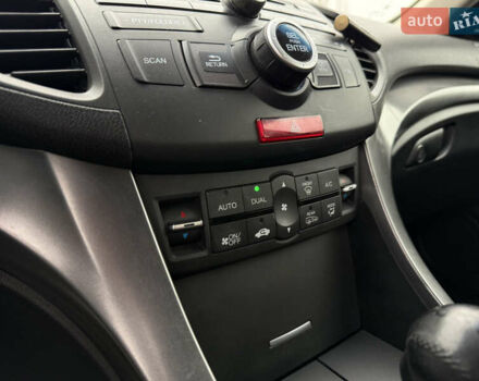 Белый Хонда Аккорд, объемом двигателя 2.2 л и пробегом 170 тыс. км за 10900 $, фото 20 на Automoto.ua