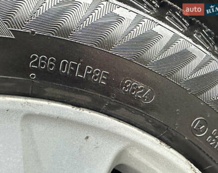 Белый Хонда Аккорд, объемом двигателя 2.4 л и пробегом 227 тыс. км за 9999 $, фото 7 на Automoto.ua