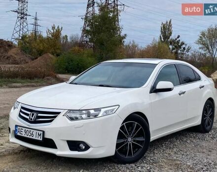 Белый Хонда Аккорд, объемом двигателя 2.4 л и пробегом 177 тыс. км за 9900 $, фото 21 на Automoto.ua