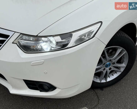 Белый Хонда Аккорд, объемом двигателя 2.2 л и пробегом 170 тыс. км за 10900 $, фото 2 на Automoto.ua