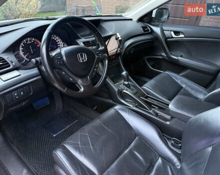 Белый Хонда Аккорд, объемом двигателя 2 л и пробегом 123 тыс. км за 11999 $, фото 9 на Automoto.ua