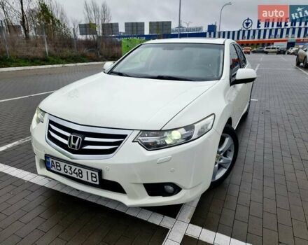 Белый Хонда Аккорд, объемом двигателя 2.35 л и пробегом 227 тыс. км за 10950 $, фото 5 на Automoto.ua