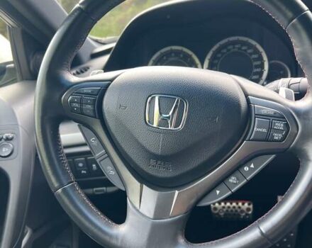 Белый Хонда Аккорд, объемом двигателя 2.4 л и пробегом 160 тыс. км за 11500 $, фото 6 на Automoto.ua