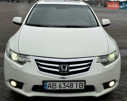 Белый Хонда Аккорд, объемом двигателя 2.4 л и пробегом 227 тыс. км за 9999 $, фото 2 на Automoto.ua