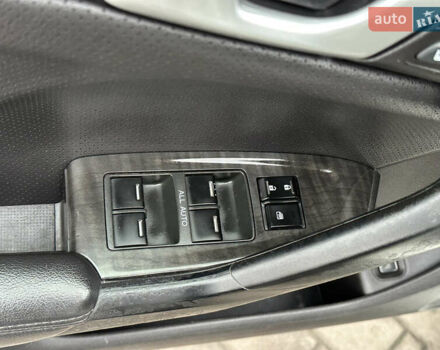 Белый Хонда Аккорд, объемом двигателя 2.4 л и пробегом 227 тыс. км за 9999 $, фото 24 на Automoto.ua