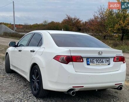 Белый Хонда Аккорд, объемом двигателя 2.4 л и пробегом 177 тыс. км за 9900 $, фото 18 на Automoto.ua