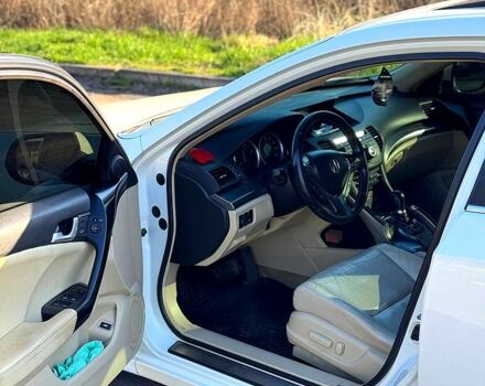 Білий Хонда Аккорд, об'ємом двигуна 2.4 л та пробігом 262 тис. км за 9750 $, фото 5 на Automoto.ua