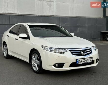 Белый Хонда Аккорд, объемом двигателя 2.35 л и пробегом 195 тыс. км за 10800 $, фото 55 на Automoto.ua