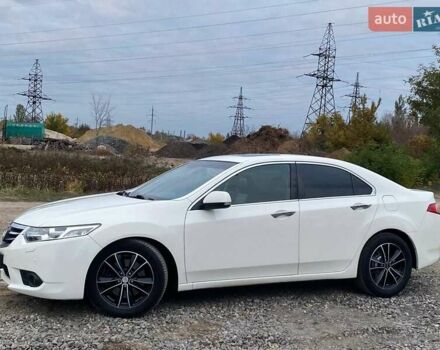 Белый Хонда Аккорд, объемом двигателя 2.4 л и пробегом 177 тыс. км за 9900 $, фото 15 на Automoto.ua