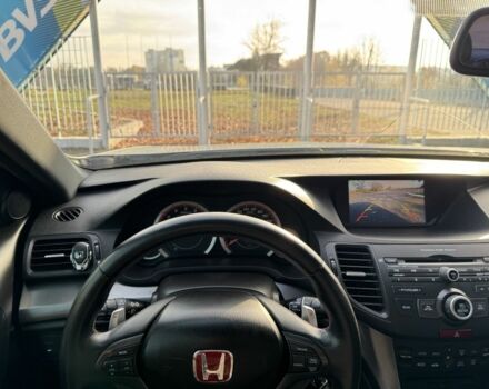 Белый Хонда Аккорд, объемом двигателя 2.4 л и пробегом 175 тыс. км за 13200 $, фото 2 на Automoto.ua