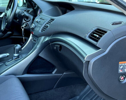 Белый Хонда Аккорд, объемом двигателя 2 л и пробегом 127 тыс. км за 11800 $, фото 61 на Automoto.ua