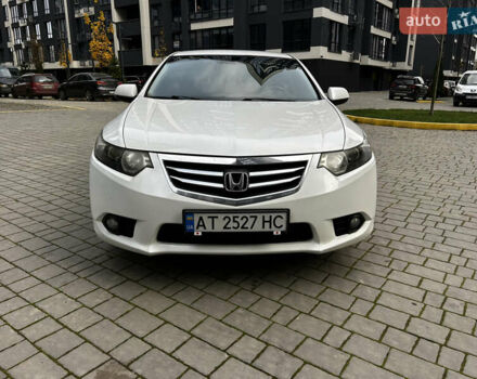 Белый Хонда Аккорд, объемом двигателя 2 л и пробегом 231 тыс. км за 8950 $, фото 4 на Automoto.ua
