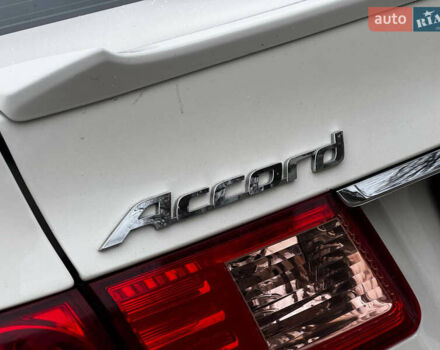 Білий Хонда Аккорд, об'ємом двигуна 2.4 л та пробігом 169 тис. км за 11350 $, фото 19 на Automoto.ua