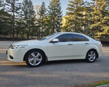 Белый Хонда Аккорд, объемом двигателя 2.4 л и пробегом 137 тыс. км за 12199 $, фото 4 на Automoto.ua