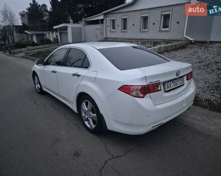 Белый Хонда Аккорд, объемом двигателя 2 л и пробегом 199 тыс. км за 10950 $, фото 6 на Automoto.ua