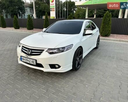 Белый Хонда Аккорд, объемом двигателя 2.4 л и пробегом 180 тыс. км за 12500 $, фото 5 на Automoto.ua