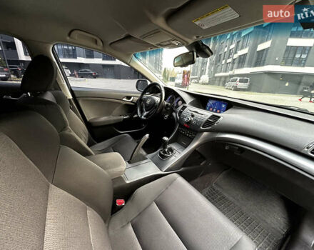 Белый Хонда Аккорд, объемом двигателя 2 л и пробегом 231 тыс. км за 8950 $, фото 25 на Automoto.ua