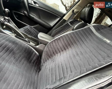 Білий Хонда Аккорд, об'ємом двигуна 2.4 л та пробігом 169 тис. км за 11350 $, фото 31 на Automoto.ua