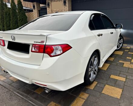 Белый Хонда Аккорд, объемом двигателя 2.4 л и пробегом 165 тыс. км за 11850 $, фото 11 на Automoto.ua