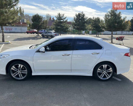 Белый Хонда Аккорд, объемом двигателя 2.4 л и пробегом 230 тыс. км за 10977 $, фото 2 на Automoto.ua