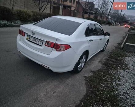 Белый Хонда Аккорд, объемом двигателя 2 л и пробегом 199 тыс. км за 10950 $, фото 4 на Automoto.ua