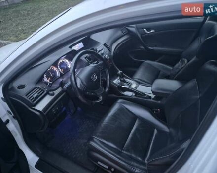 Белый Хонда Аккорд, объемом двигателя 2 л и пробегом 199 тыс. км за 10950 $, фото 8 на Automoto.ua