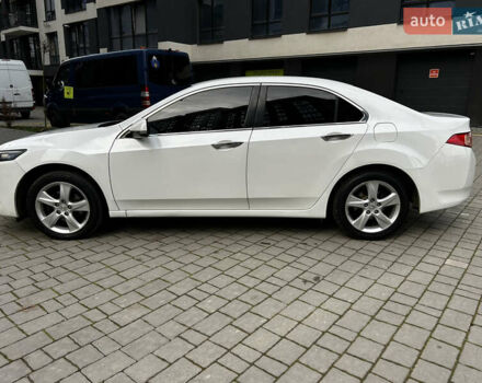 Белый Хонда Аккорд, объемом двигателя 2 л и пробегом 231 тыс. км за 8950 $, фото 8 на Automoto.ua