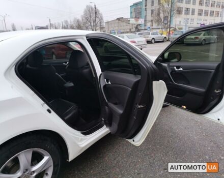 Білий Хонда Аккорд, об'ємом двигуна 2.4 л та пробігом 167 тис. км за 3100 $, фото 9 на Automoto.ua