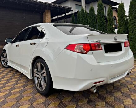 Хонда Аккорд 2012 в Киеве на Automoto.ua Белый Хонда Аккорд, объемом двигателя 2.4 л и пробегом 184 тыс. км за 12450 $, фото 3 на Automoto.ua