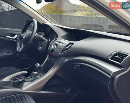 Білий Хонда Аккорд, об'ємом двигуна 2.4 л та пробігом 169 тис. км за 11350 $, фото 47 на Automoto.ua