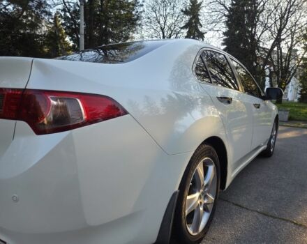 Белый Хонда Аккорд, объемом двигателя 2.4 л и пробегом 137 тыс. км за 12199 $, фото 1 на Automoto.ua