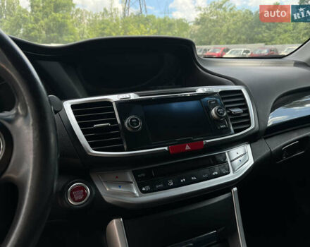 Белый Хонда Аккорд, объемом двигателя 2.4 л и пробегом 191 тыс. км за 13900 $, фото 25 на Automoto.ua