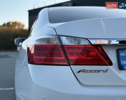 Білий Хонда Аккорд, об'ємом двигуна 2.35 л та пробігом 135 тис. км за 15300 $, фото 9 на Automoto.ua