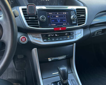 Белый Хонда Аккорд, объемом двигателя 2.4 л и пробегом 175 тыс. км за 13500 $, фото 15 на Automoto.ua